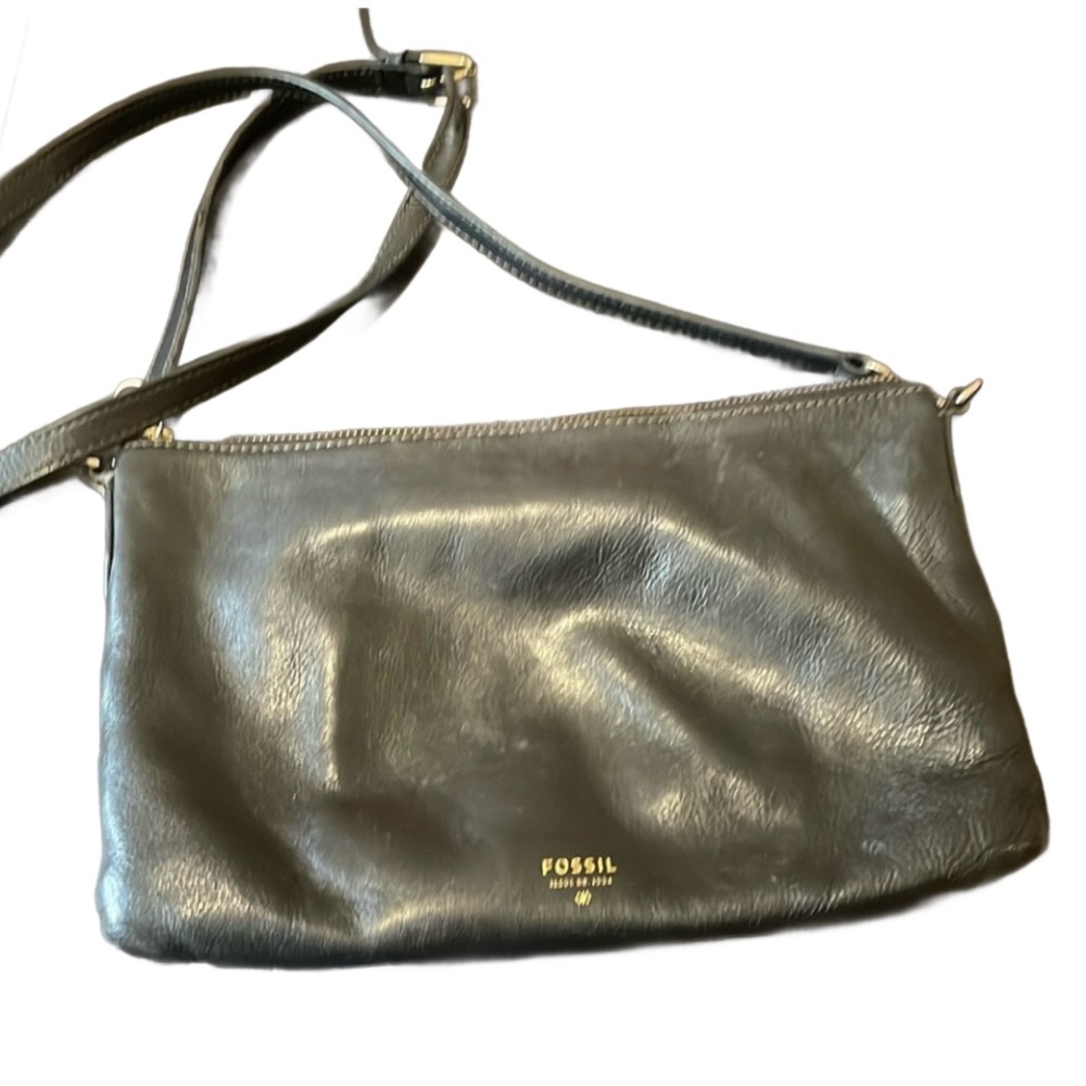Black fossil crossbody purse